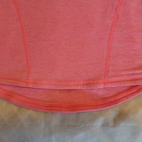 Lucy Longsleeve Tee Hot Pink Top Activewear Athleisure Travel Size Small - Picture 9 of 13